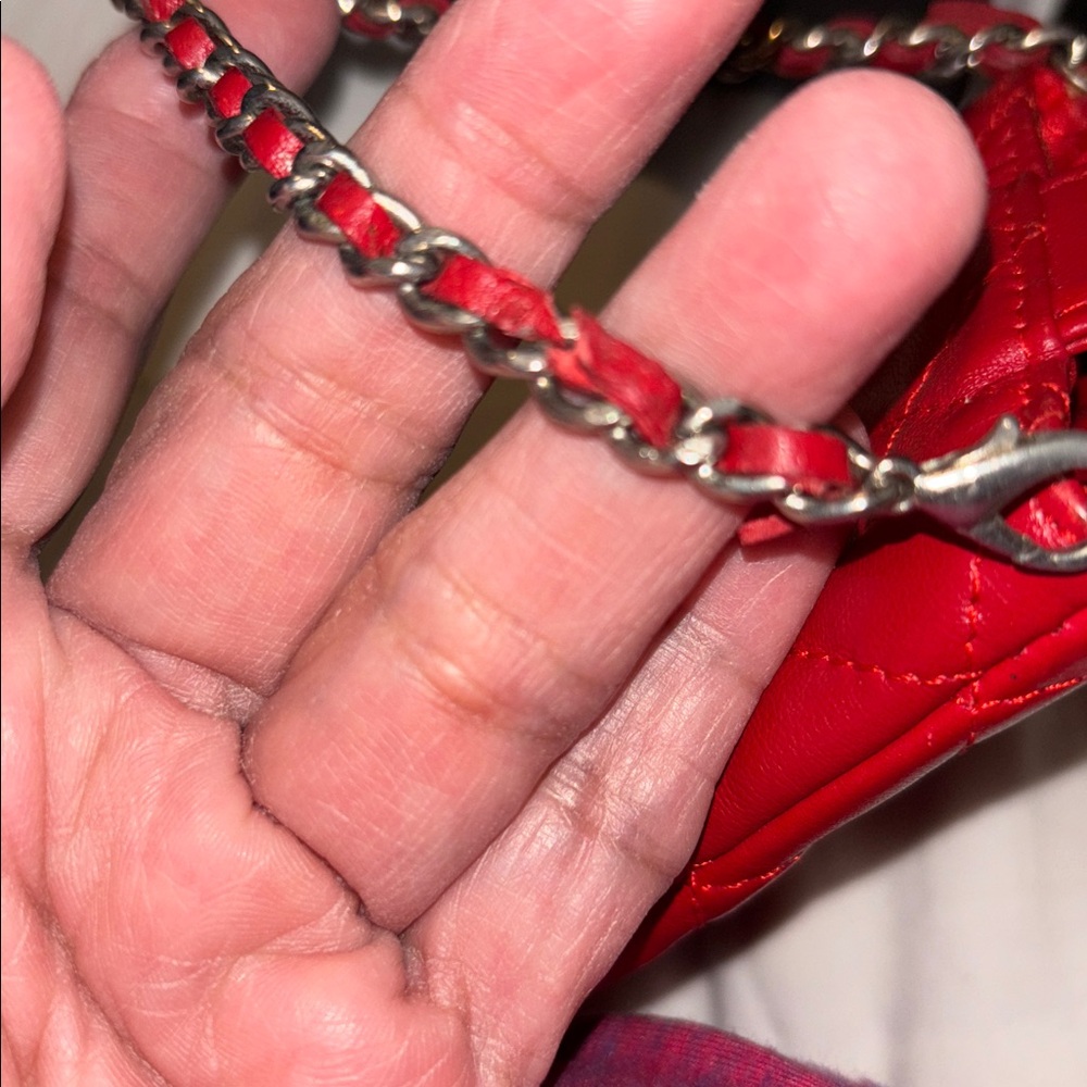 CHANEL Red Quilted Leather Pouch - Picture 9 of 9